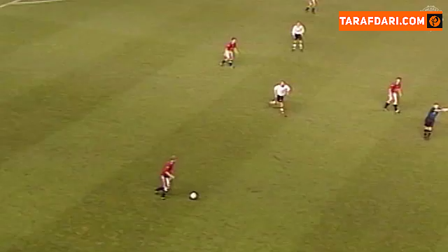 گل روز باشگاه منچستریونایتد - اریک کانتونا به ساندرلند (1996/12/21) / فیلم